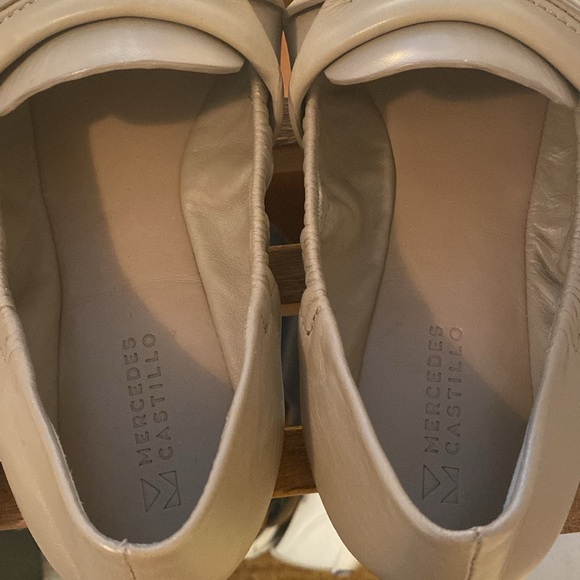 MERCEDES Castillo s7 neutral loafer flats - Picture 12 of 12